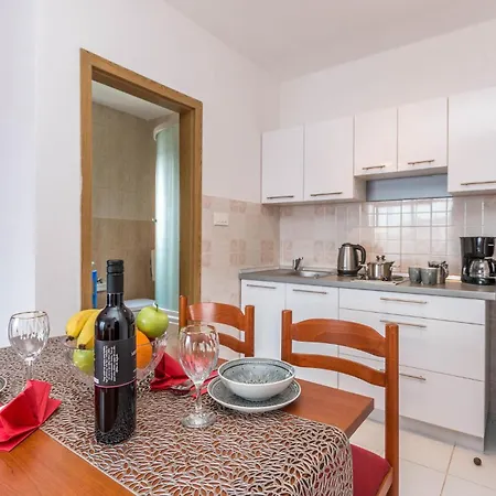 Apartment Amazing In With Wifi Biograd Na Moru