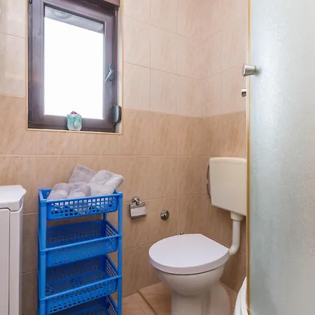 Amazing In With Wifi Apartment Biograd Na Moru